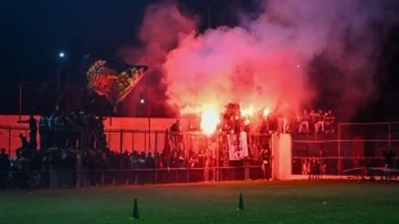 أزمات جماهير الترجي في القاهرة تتصدر اهتمامات الصحف التونسية قبل قمة الأهلي